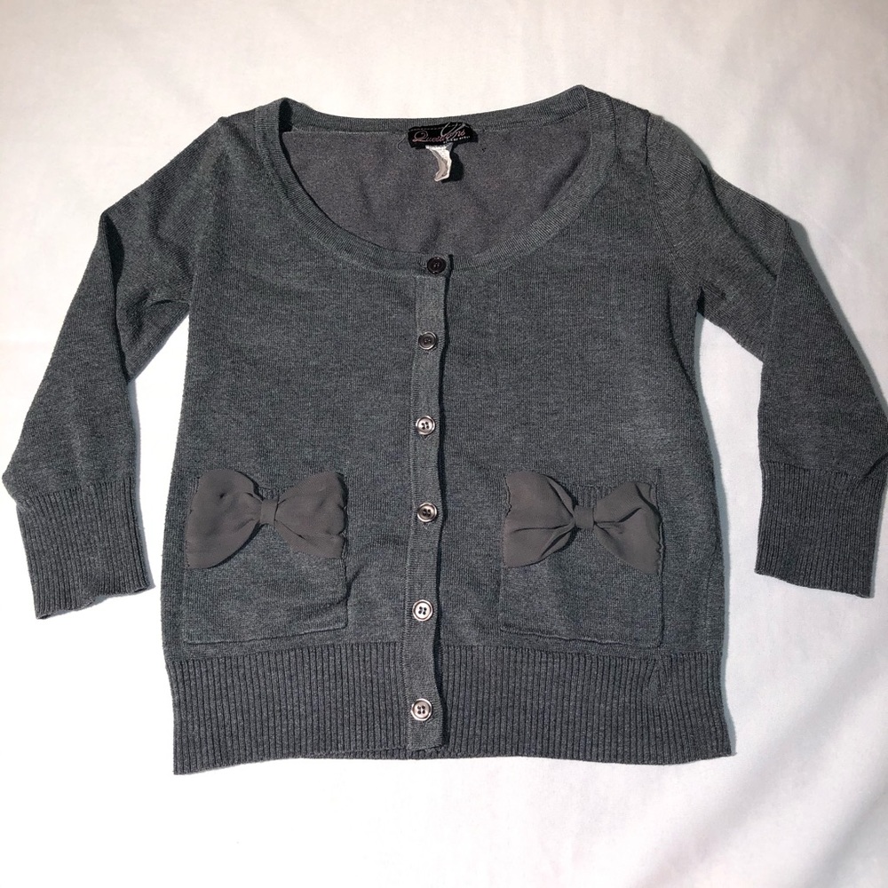 Gray Sweater - Picture 2 of 6